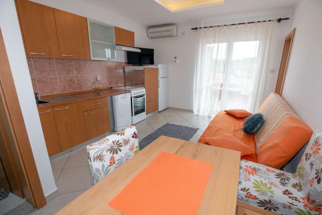 Apartmani Ivan Lopar Bagian luar foto