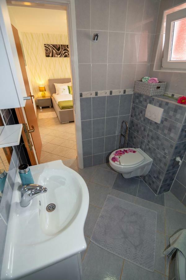 Apartmani Ivan Lopar Bagian luar foto