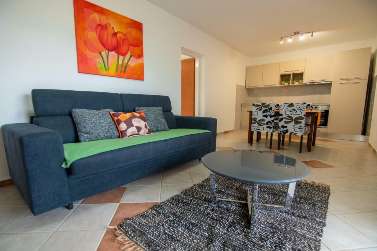 Apartmani Ivan Lopar Bagian luar foto