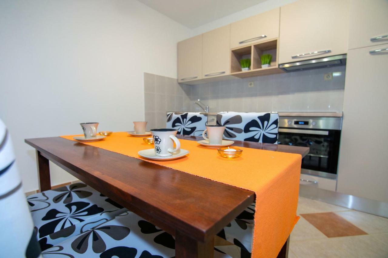 Apartmani Ivan Lopar Bagian luar foto