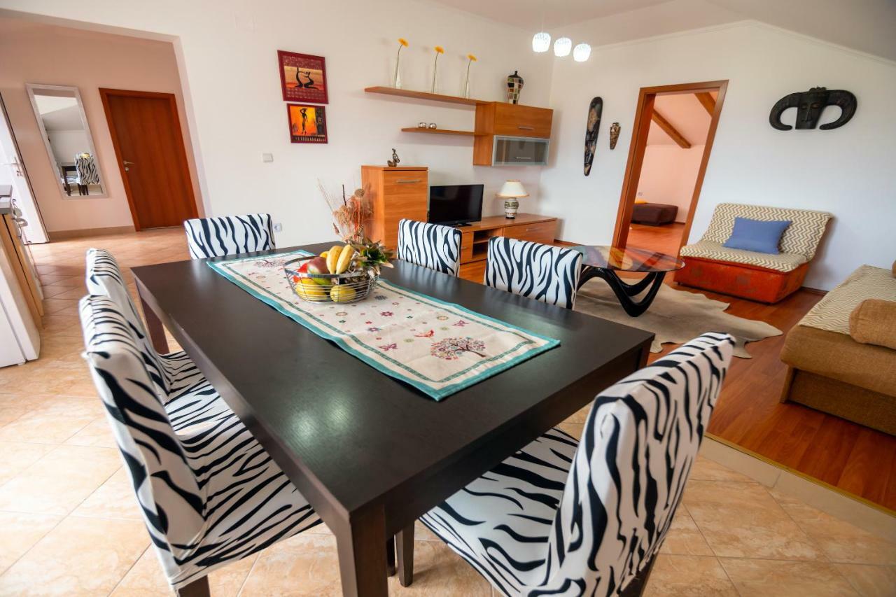 Apartmani Ivan Lopar Bagian luar foto