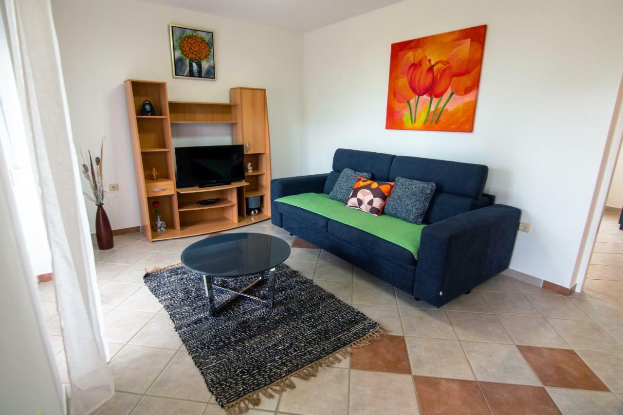 Apartmani Ivan Lopar Bagian luar foto