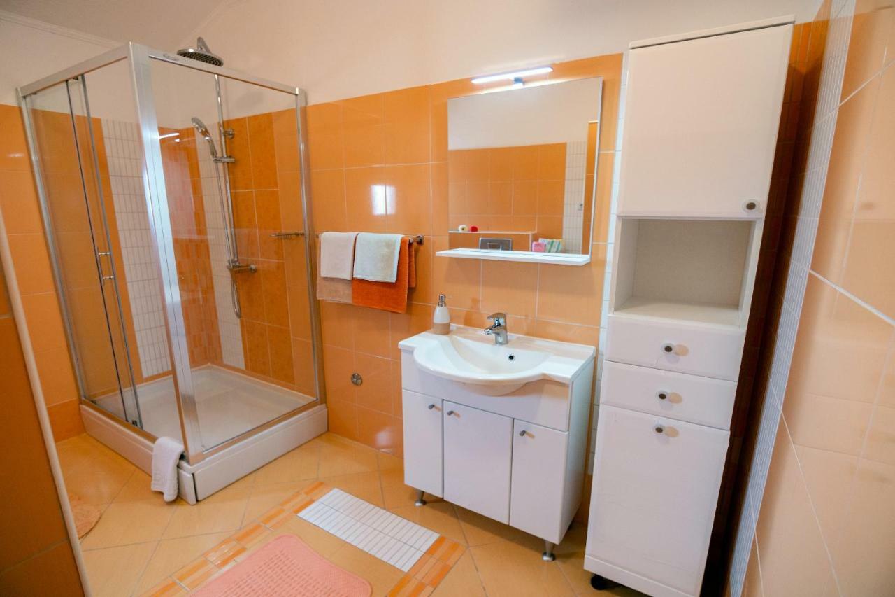 Apartmani Ivan Lopar Bagian luar foto