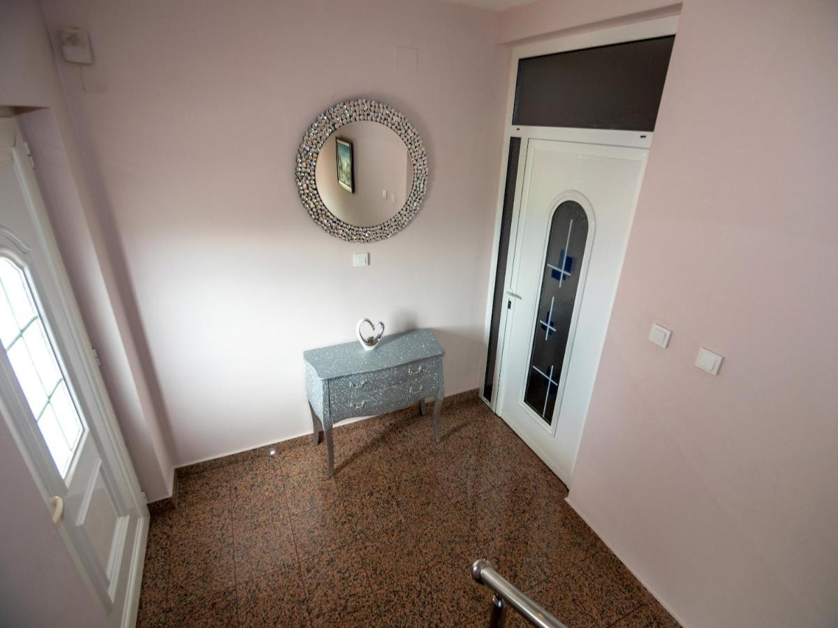 Apartmani Ivan Lopar Bagian luar foto